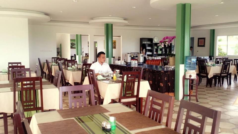 فندق Graha Widjaja بونتْشاك المظهر الخارجي الصورة